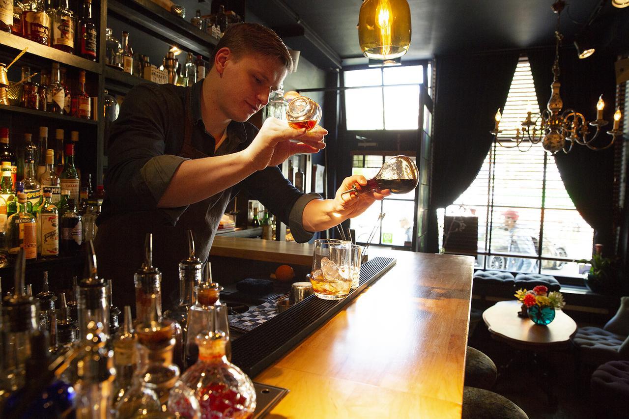 Rosalia'S Menagerie Cocktail Bar & Innupstairs Amsterdam Zewnętrze zdjęcie